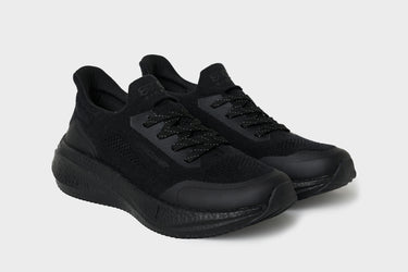 8000Kicks Seeker Running Shoe