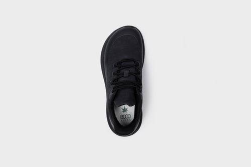 wide fit walking shoes in full black, Trekker Wide, angled side view
